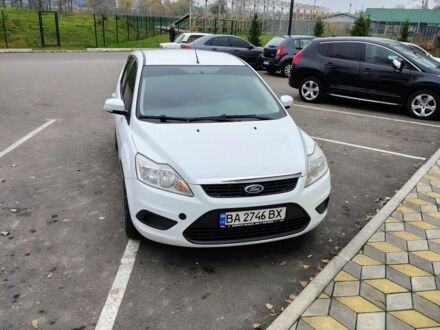 Белый Форд Фокус, объемом двигателя 1.6 л и пробегом 293 тыс. км за 6300 $, фото 1 на Automoto.ua