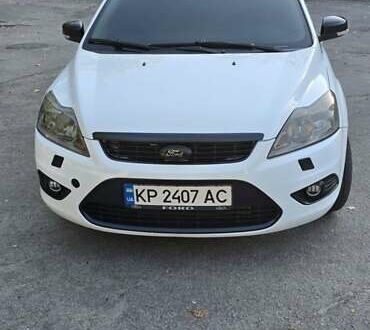 Білий Форд Фокус, об'ємом двигуна 1.6 л та пробігом 350 тис. км за 6000 $, фото 1 на Automoto.ua