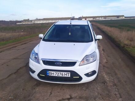Білий Форд Фокус, об'ємом двигуна 1.6 л та пробігом 360 тис. км за 5300 $, фото 1 на Automoto.ua