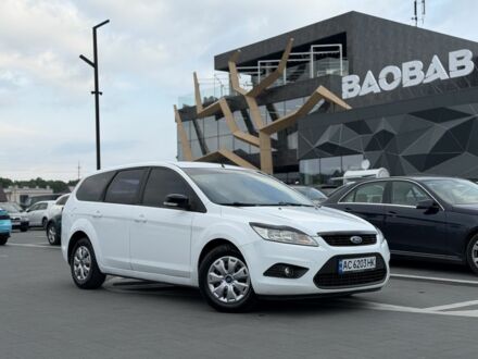 Білий Форд Фокус, об'ємом двигуна 1.6 л та пробігом 230 тис. км за 4500 $, фото 1 на Automoto.ua