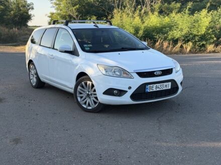 Белый Форд Фокус, объемом двигателя 2 л и пробегом 311 тыс. км за 4725 $, фото 1 на Automoto.ua