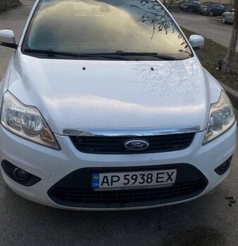 Белый Форд Фокус, объемом двигателя 2 л и пробегом 285 тыс. км за 6100 $, фото 1 на Automoto.ua