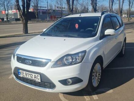 Форд Фокус 2010 в Кривом Роге на Automoto.ua Белый Форд Фокус, объемом двигателя 1.6 л и пробегом 266 тыс. км за 6700 $, фото 1 на Automoto.ua