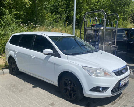 Белый Форд Фокус, объемом двигателя 1.56 л и пробегом 265 тыс. км за 5300 $, фото 1 на Automoto.ua
