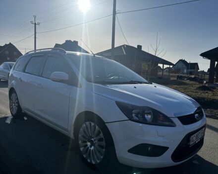 Белый Форд Фокус, объемом двигателя 1.6 л и пробегом 227 тыс. км за 5500 $, фото 1 на Automoto.ua