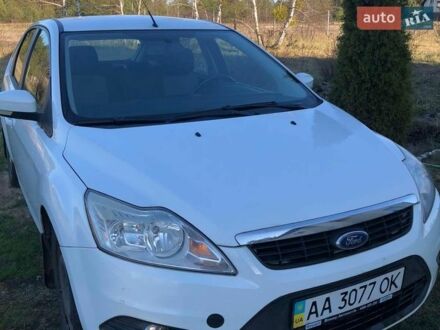 Белый Форд Фокус, объемом двигателя 1.6 л и пробегом 152 тыс. км за 6900 $, фото 1 на Automoto.ua
