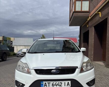 Білий Форд Фокус, об'ємом двигуна 1.6 л та пробігом 210 тис. км за 5200 $, фото 1 на Automoto.ua