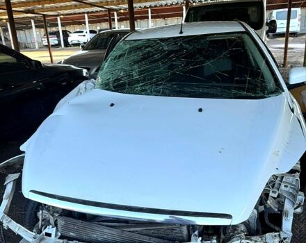 Белый Форд Фокус, объемом двигателя 1.6 л и пробегом 256 тыс. км за 2000 $, фото 1 на Automoto.ua