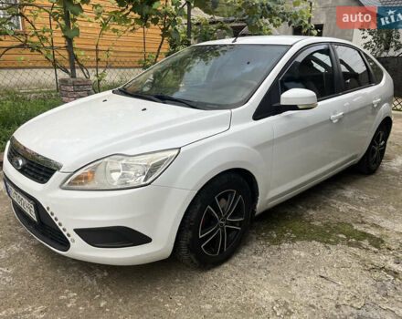 Білий Форд Фокус, об'ємом двигуна 1.56 л та пробігом 253 тис. км за 5500 $, фото 1 на Automoto.ua