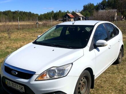 Білий Форд Фокус, об'ємом двигуна 1.6 л та пробігом 152 тис. км за 6900 $, фото 1 на Automoto.ua
