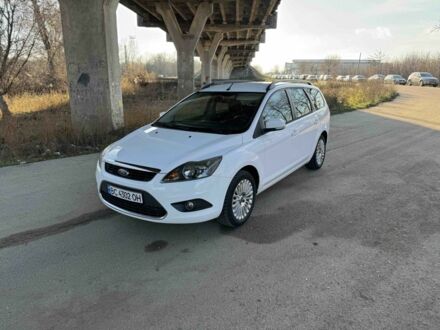 Белый Форд Фокус, объемом двигателя 1.6 л и пробегом 270 тыс. км за 5500 $, фото 1 на Automoto.ua