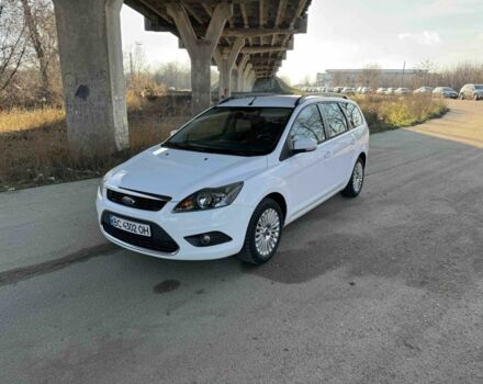 Белый Форд Фокус, объемом двигателя 1.6 л и пробегом 270 тыс. км за 5500 $, фото 1 на Automoto.ua