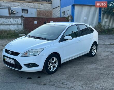Білий Форд Фокус, об'ємом двигуна 1.6 л та пробігом 217 тис. км за 5400 $, фото 1 на Automoto.ua