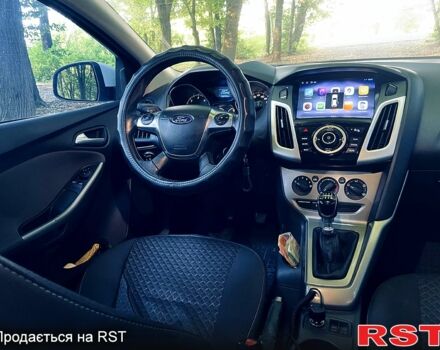 Белый Форд Фокус, объемом двигателя 1.6 л и пробегом 288 тыс. км за 6800 $, фото 1 на Automoto.ua