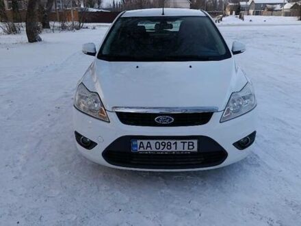 Белый Форд Фокус, объемом двигателя 1.4 л и пробегом 192 тыс. км за 4600 $, фото 1 на Automoto.ua