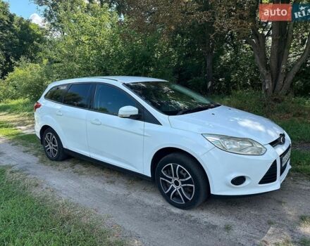 Білий Форд Фокус, об'ємом двигуна 1.56 л та пробігом 301 тис. км за 6800 $, фото 1 на Automoto.ua