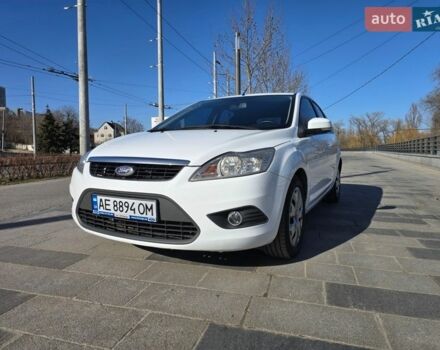 Білий Форд Фокус, об'ємом двигуна 1.6 л та пробігом 105 тис. км за 6999 $, фото 1 на Automoto.ua