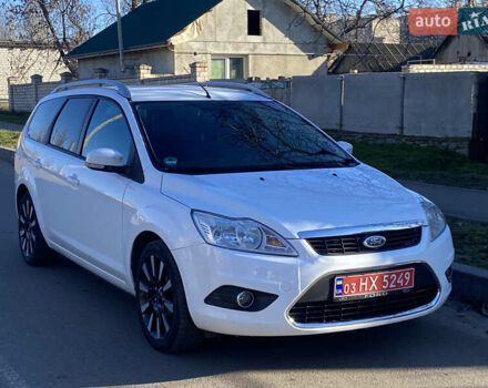 Белый Форд Фокус, объемом двигателя 1.6 л и пробегом 171 тыс. км за 6300 $, фото 1 на Automoto.ua