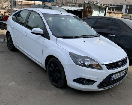 Белый Форд Фокус, объемом двигателя 1.4 л и пробегом 150 тыс. км за 4800 $, фото 1 на Automoto.ua