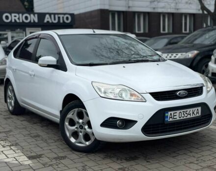 Білий Форд Фокус, об'ємом двигуна 1.6 л та пробігом 198 тис. км за 5900 $, фото 1 на Automoto.ua