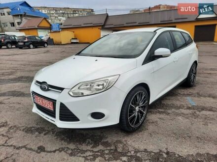 Форд Фокус 2011 в Ровно на Automoto.ua Белый Форд Фокус, объемом двигателя 1.6 л и пробегом 228 тыс. км за 7500 $, фото 1 на Automoto.ua