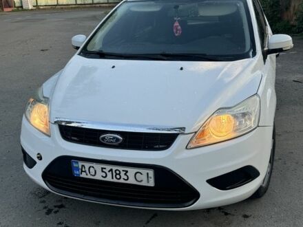 Белый Форд Фокус, объемом двигателя 1.4 л и пробегом 316 тыс. км за 3500 $, фото 1 на Automoto.ua
