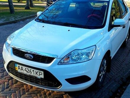 Белый Форд Фокус, объемом двигателя 1.4 л и пробегом 92 тыс. км за 8800 $, фото 1 на Automoto.ua