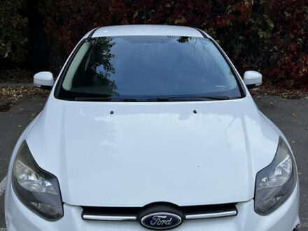 Белый Форд Фокус, объемом двигателя 1.6 л и пробегом 210 тыс. км за 6900 $, фото 1 на Automoto.ua