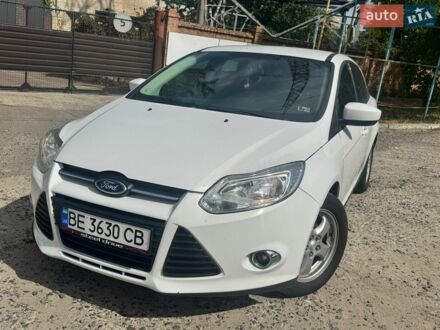 Білий Форд Фокус, об'ємом двигуна 2 л та пробігом 200 тис. км за 5999 $, фото 1 на Automoto.ua