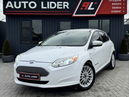 Белый Форд Фокус, объемом двигателя 0 л и пробегом 146 тыс. км за 7999 $, фото 1 на Automoto.ua