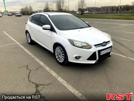 Белый Форд Фокус, объемом двигателя 2 л и пробегом 280 тыс. км за 7000 $, фото 1 на Automoto.ua