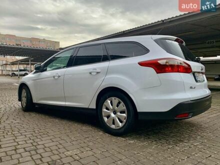 Білий Форд Фокус, об'ємом двигуна 1.6 л та пробігом 252 тис. км за 6400 $, фото 1 на Automoto.ua