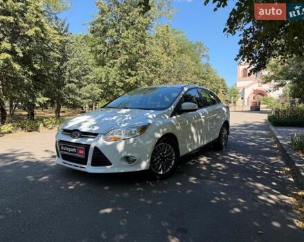 Белый Форд Фокус, объемом двигателя 2 л и пробегом 122 тыс. км за 7490 $, фото 1 на Automoto.ua