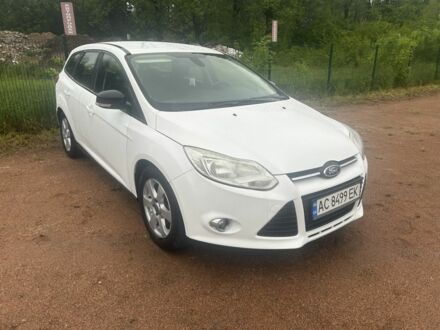 Белый Форд Фокус, объемом двигателя 1.6 л и пробегом 250 тыс. км за 6200 $, фото 1 на Automoto.ua
