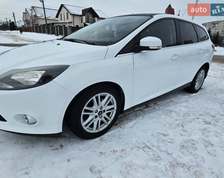 Белый Форд Фокус, объемом двигателя 1.6 л и пробегом 261 тыс. км за 7250 $, фото 1 на Automoto.ua
