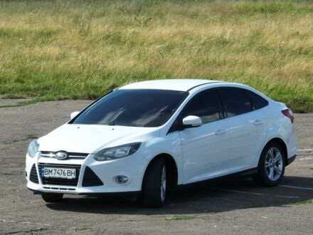 Форд Фокус 2012 в Глухове на Automoto.ua Белый Форд Фокус, объемом двигателя 1.6 л и пробегом 112 тыс. км за 8000 $, фото 1 на Automoto.ua