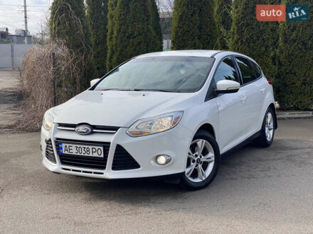 Форд Фокус 2012 у Києві на Automoto.ua Білий Форд Фокус, об'ємом двигуна 2 л та пробігом 126 тис. км за 7000 $, фото 1 на Automoto.ua