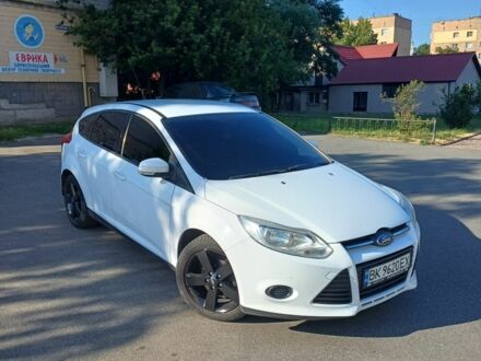 Форд Фокус 2012 в Борисполе на Automoto.ua Белый Форд Фокус, объемом двигателя 1.6 л и пробегом 272 тыс. км за 7000 $, фото 1 на Automoto.ua