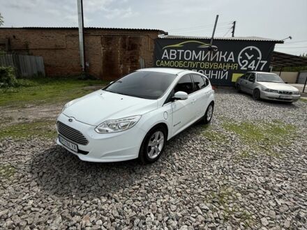 Білий Форд Фокус, об'ємом двигуна 0 л та пробігом 179 тис. км за 6700 $, фото 1 на Automoto.ua