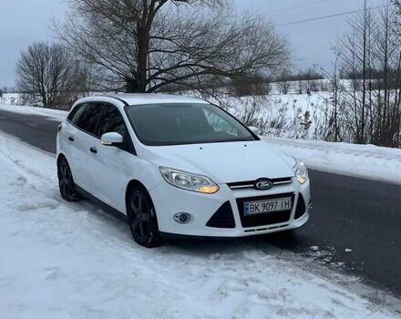Білий Форд Фокус, об'ємом двигуна 1.56 л та пробігом 282 тис. км за 7300 $, фото 1 на Automoto.ua
