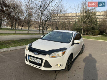 Форд Фокус 2013 в Николаеве на Automoto.ua Белый Форд Фокус, объемом двигателя 2 л и пробегом 214 тыс. км за 7000 $, фото 1 на Automoto.ua