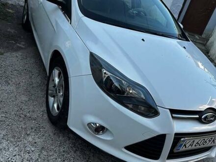 Форд Фокус 2013 в Николаеве на Automoto.ua Белый Форд Фокус, объемом двигателя 1 л и пробегом 192 тыс. км за 7000 $, фото 1 на Automoto.ua
