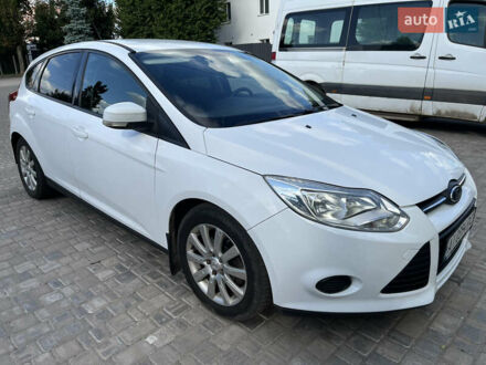 Белый Форд Фокус, объемом двигателя 1 л и пробегом 184 тыс. км за 5999 $, фото 1 на Automoto.ua