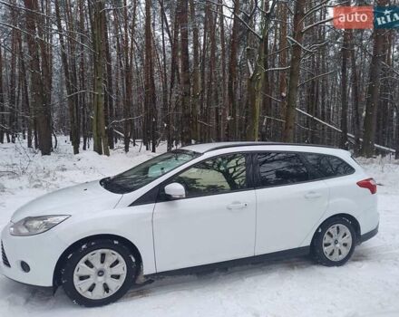Білий Форд Фокус, об'ємом двигуна 1 л та пробігом 144 тис. км за 7000 $, фото 1 на Automoto.ua