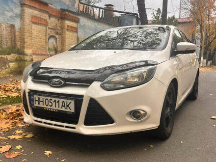 Белый Форд Фокус, объемом двигателя 2 л и пробегом 242 тыс. км за 6500 $, фото 1 на Automoto.ua