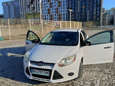 Білий Форд Фокус, об'ємом двигуна 2 л та пробігом 230 тис. км за 6600 $, фото 1 на Automoto.ua