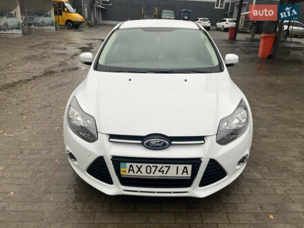 Белый Форд Фокус, объемом двигателя 1 л и пробегом 215 тыс. км за 6500 $, фото 1 на Automoto.ua