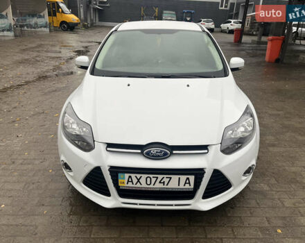 Форд Фокус 2013 в Сумах на Automoto.ua Белый Форд Фокус, объемом двигателя 1 л и пробегом 215 тыс. км за 6500 $, фото 1 на Automoto.ua