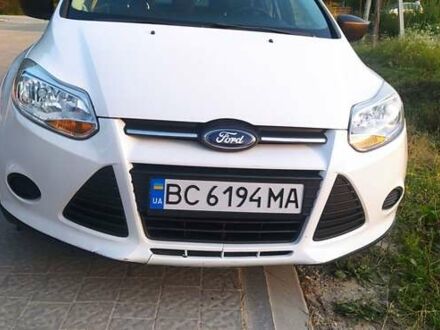 Форд Фокус 2013 в Львове на Automoto.ua Белый Форд Фокус, объемом двигателя 2.01 л и пробегом 130 тыс. км за 7300 $, фото 1 на Automoto.ua