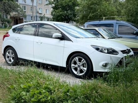 Белый Форд Фокус, объемом двигателя 1 л и пробегом 145 тыс. км за 7300 $, фото 1 на Automoto.ua